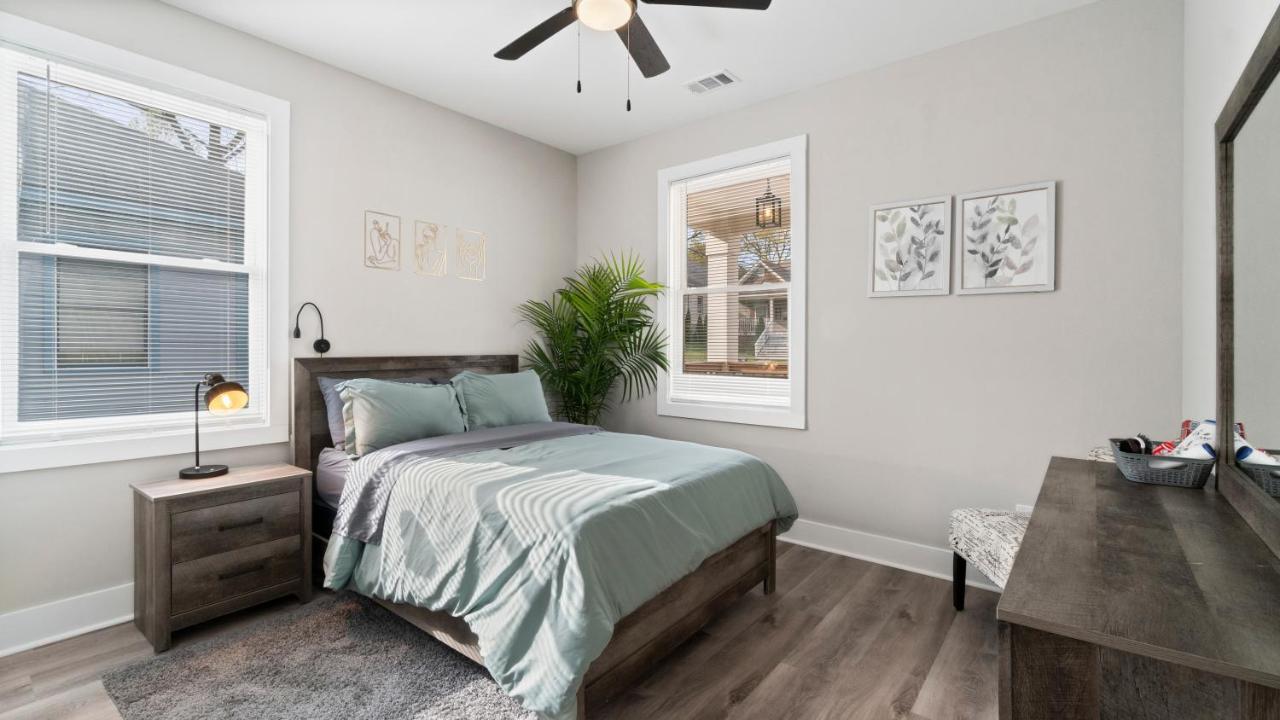 $7 Uber Downtown Atlanta Work From Home Open Floor Buitenkant foto